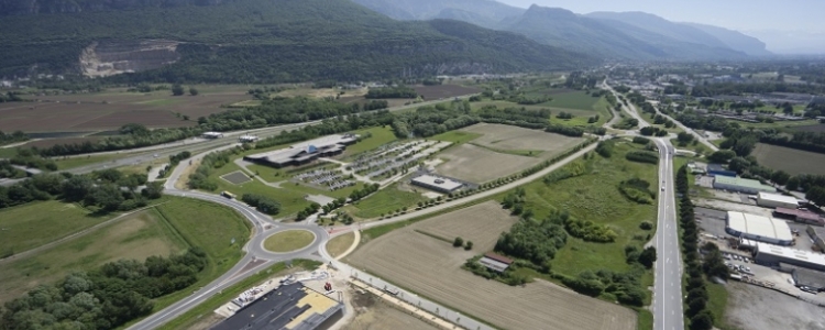Gewerbegrundstücke in Isère